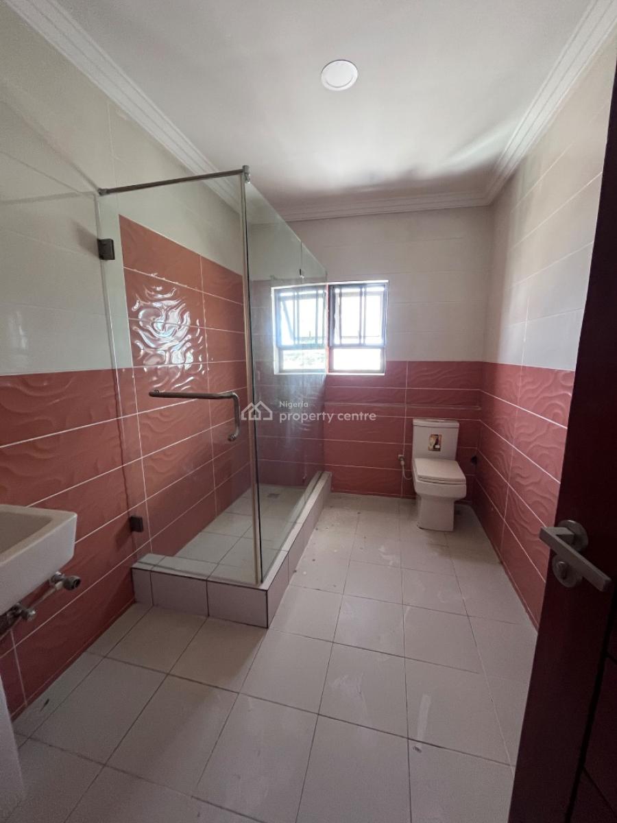 3bedroom Apartment + Bq in a Strategic  Available( 4 Units in a Block, United Estate Sangotedo 2mins Drive to Novare Mall Shoprite and 5mins, Sangotedo, Ajah, Lagos, Block of Flats for Sale