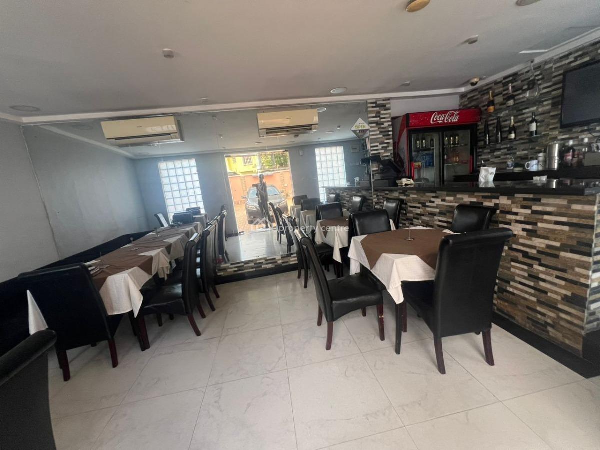 17 Bedroom Duplex, Lekki Phase 1, Lekki, Lagos, Detached Duplex for Rent