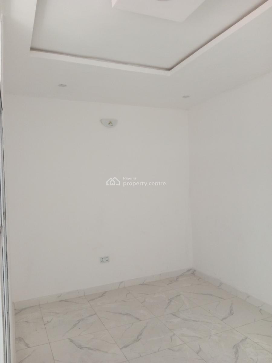 Beautiful Office Space Upstairs with Inner Stairs Facing The Road, Badore, Ajah, Lagos, Office Space for Rent