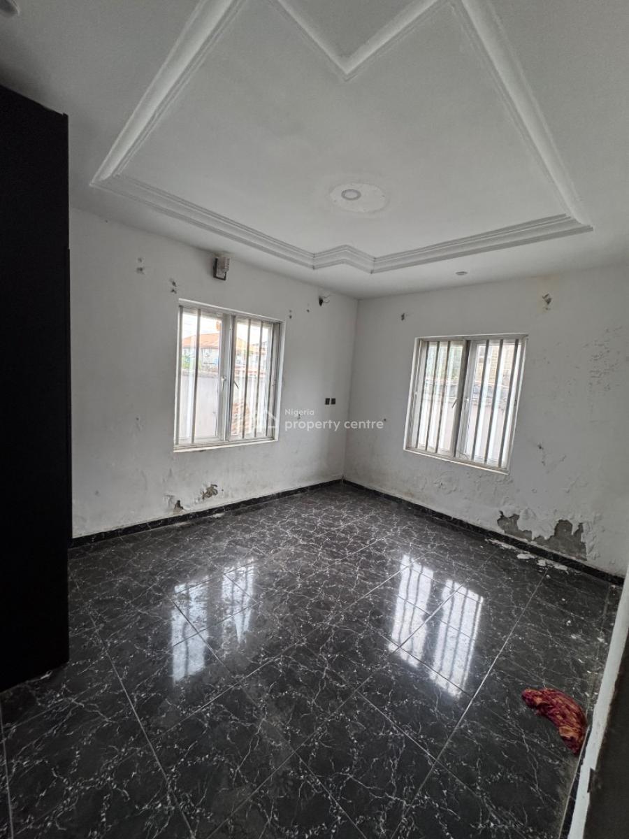 5 Units of 2 Bedrooms Apartments + 1 Unit of 3 Bedrooms Apartment, Kajola Estate, Awoyaya, Ibeju Lekki, Lagos, Block of Flats for Sale