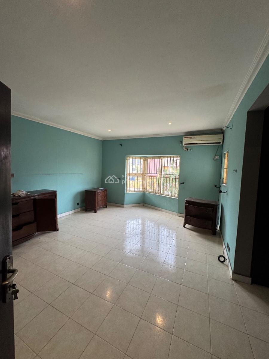 Spacious 4 Bedroom Semi Detached Duplex + 2 Bq, Lekki Phase 1, Lekki, Lagos, Semi-detached Duplex for Rent