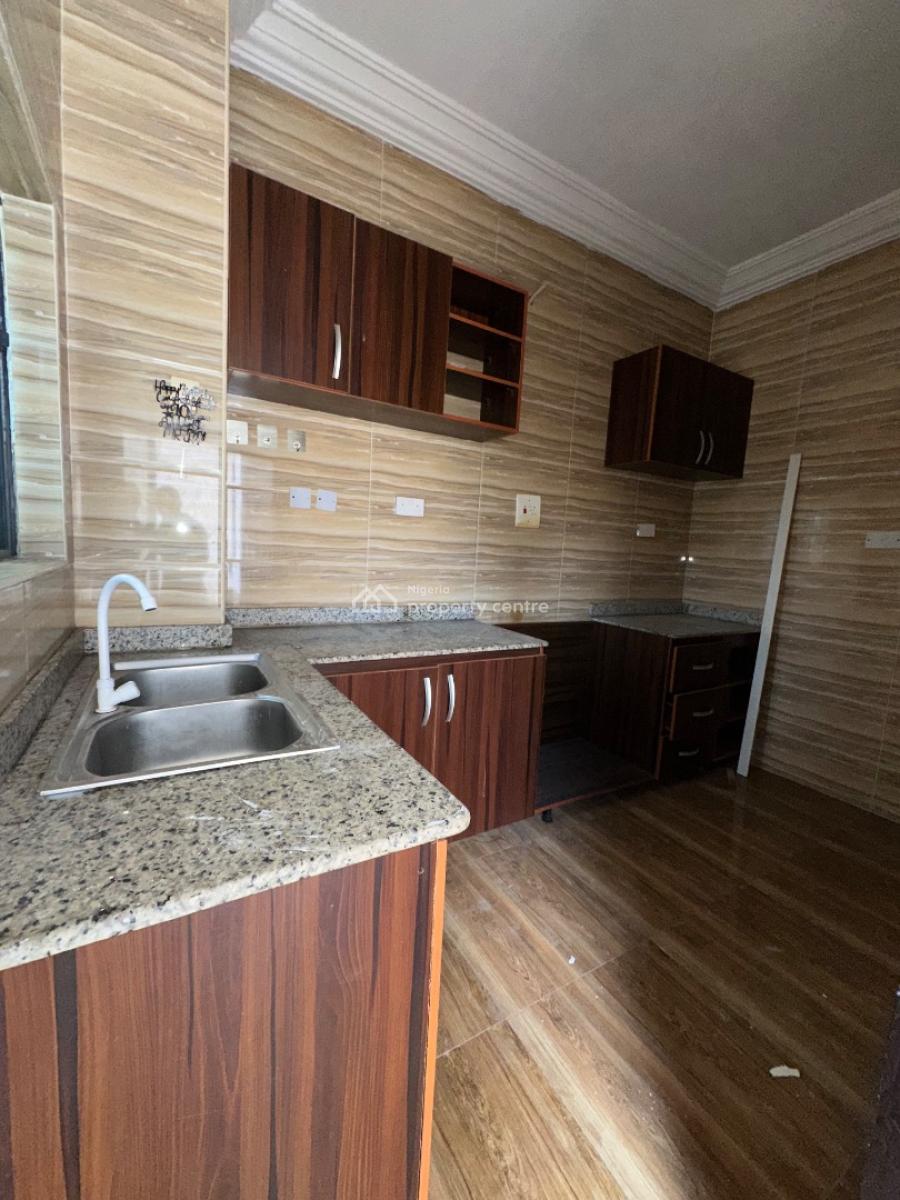 Specious and Service 2bedroom Apartment, Ilasan Lekki, Lekki, Lagos, Flat / Apartment for Rent