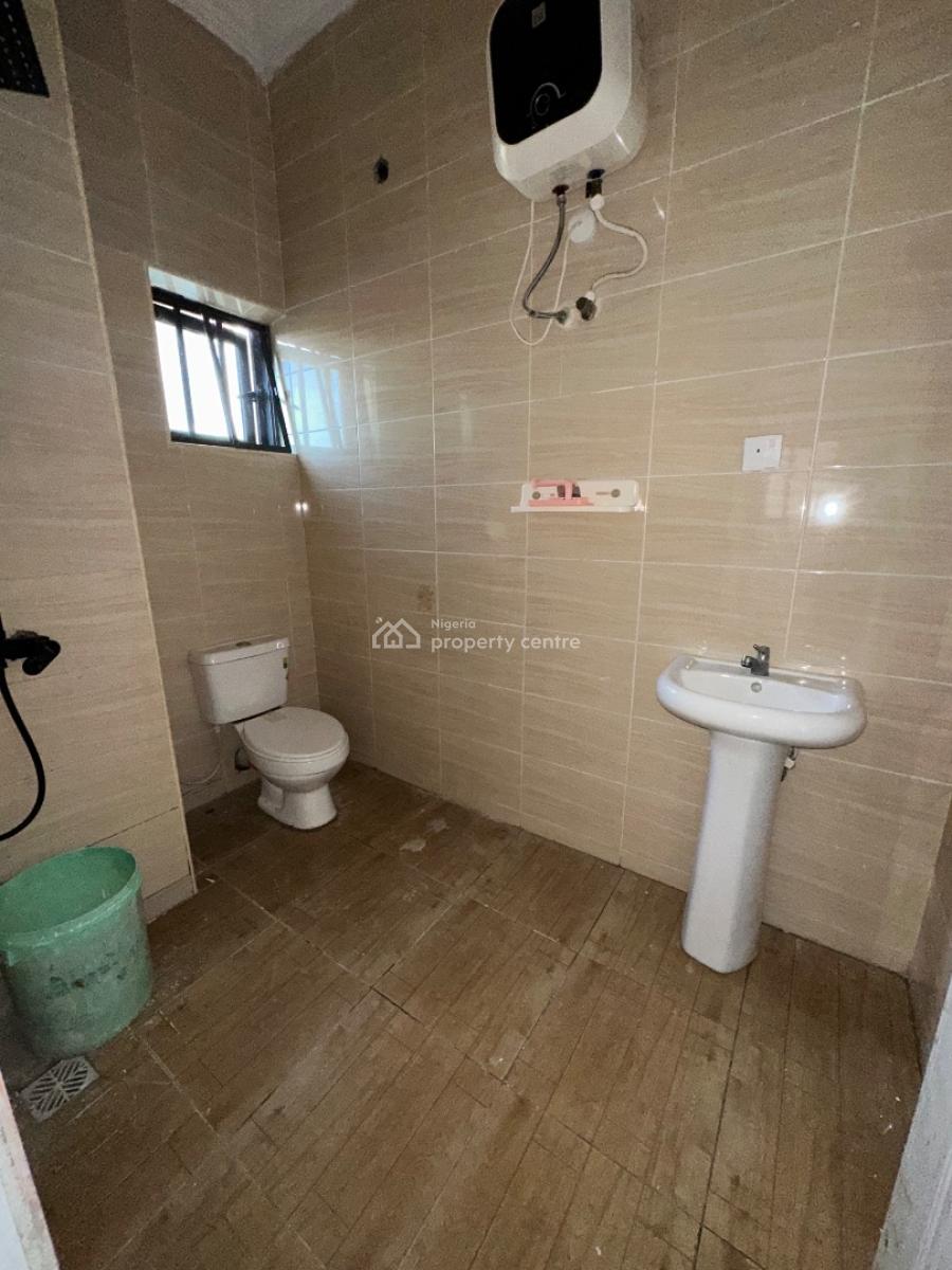 Specious and Service 2bedroom Apartment, Ilasan Lekki, Lekki, Lagos, Flat / Apartment for Rent
