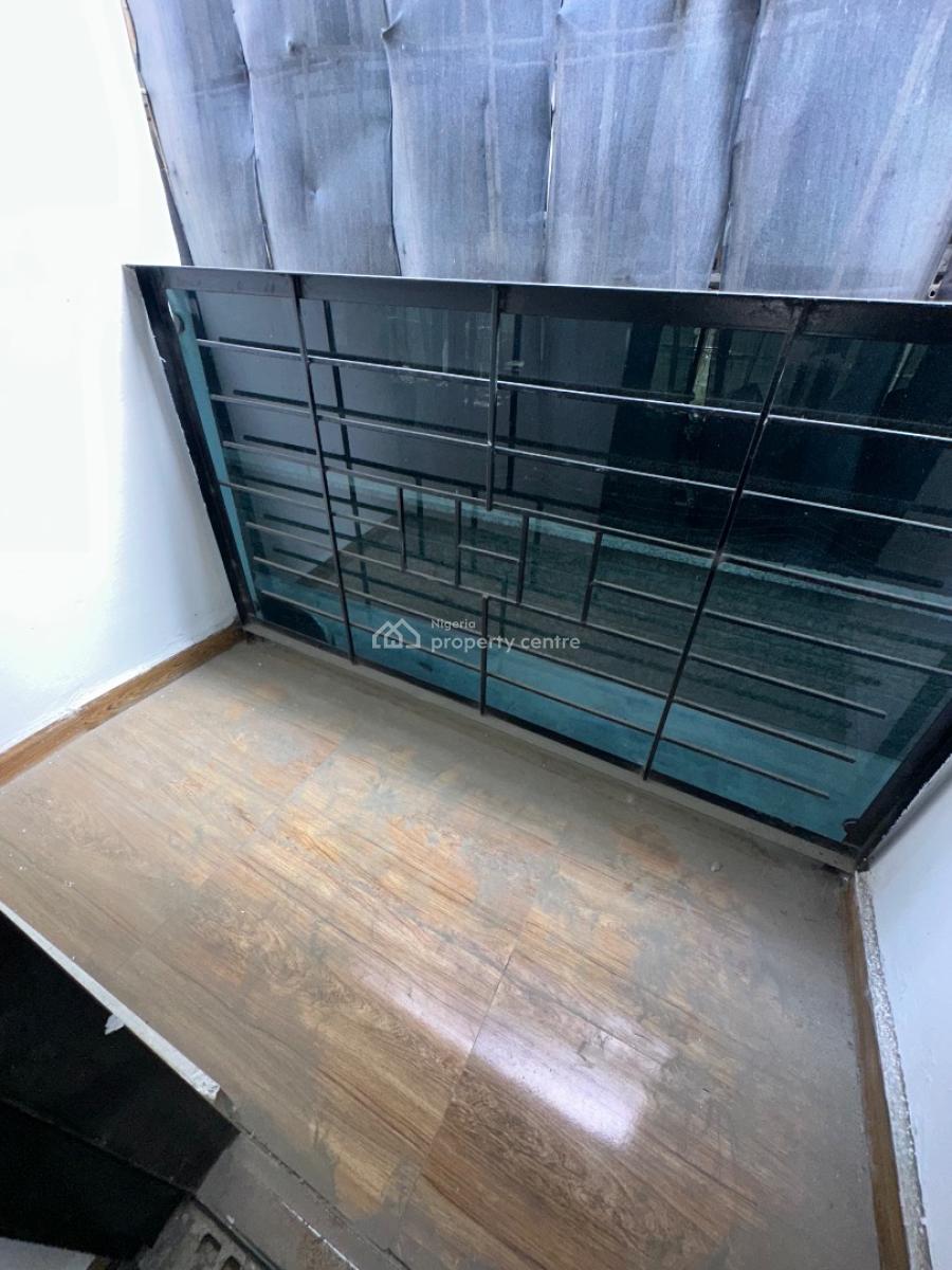 Specious and Service 2bedroom Apartment, Ilasan Lekki, Lekki, Lagos, Flat / Apartment for Rent