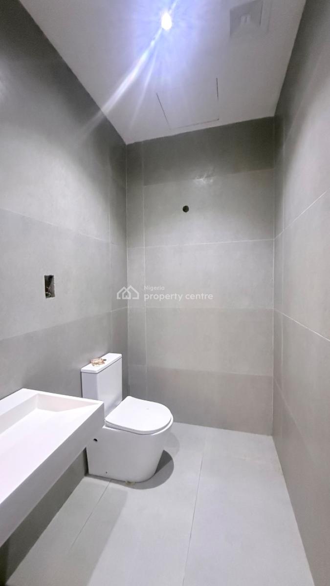 Luxury 2/3 Bedroom Apartment  with Swimming Pool, Lekki, Lekki Phase 1, Lekki, Lagos, Block of Flats for Sale