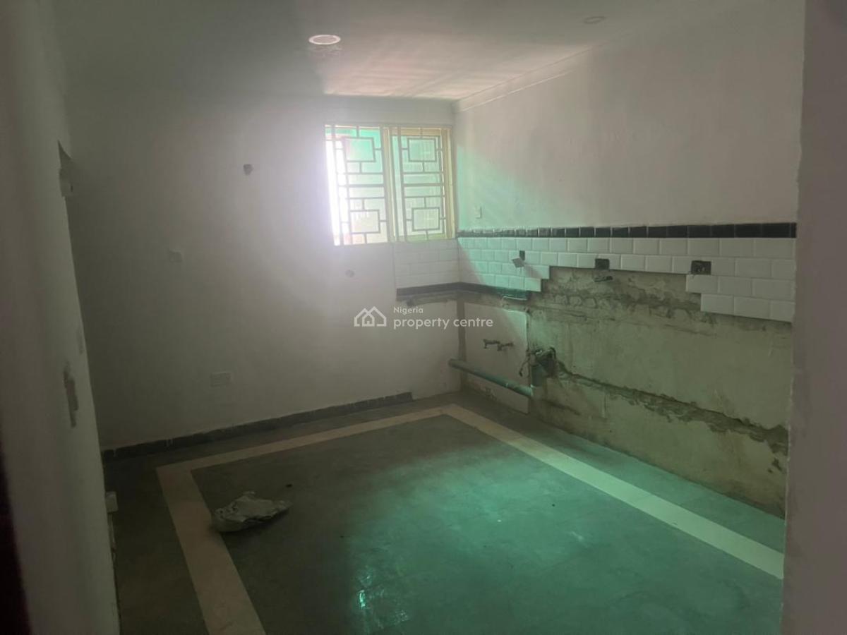 Self Compound 5 Bedroom Terrace Duplex with Bq and Security House, Lekki Phase 1, Lekki, Lagos, Terraced Duplex for Rent