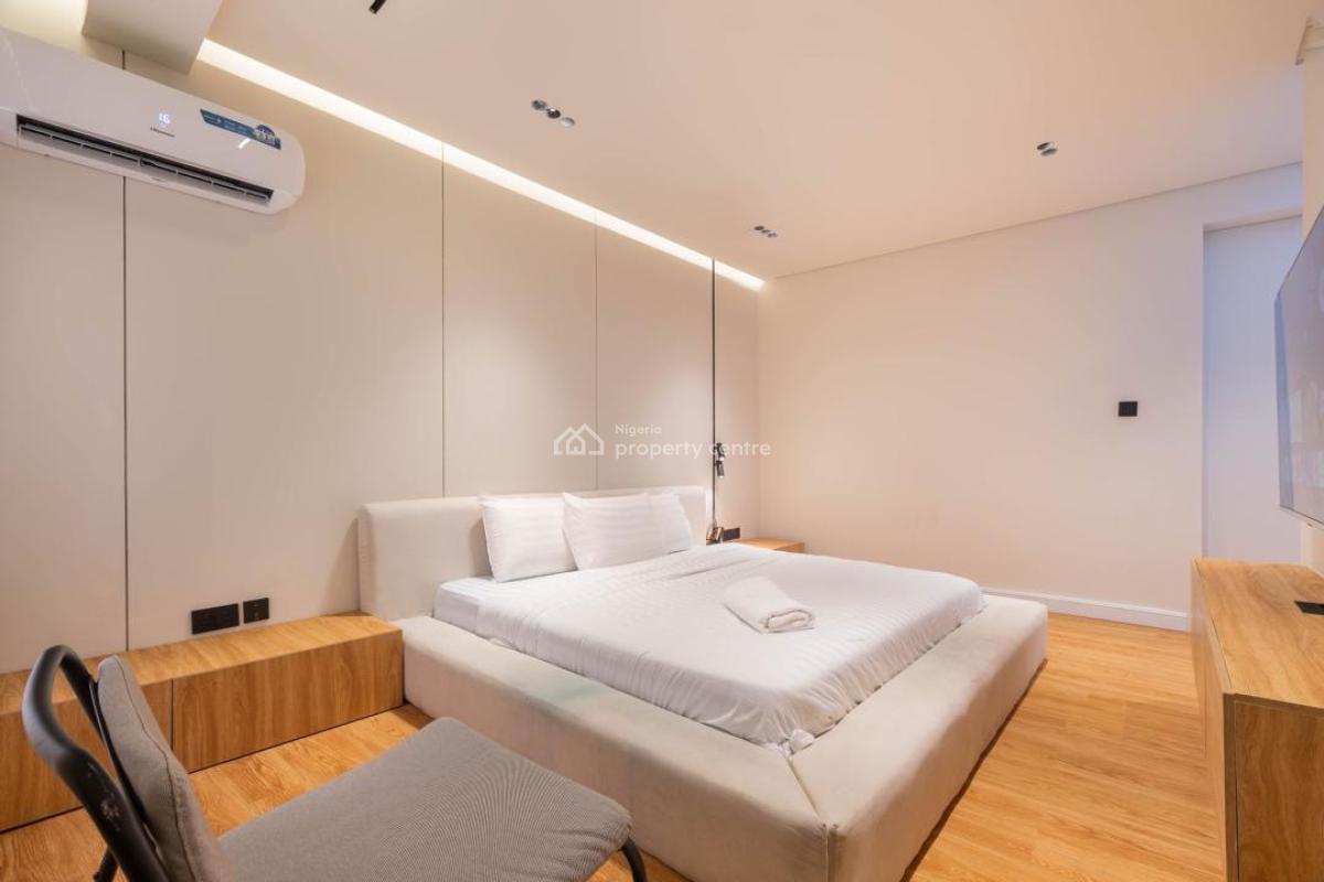 2 Bedroom Apartment with Gym, Lekki Phase 1, Lekki, Lagos, Flat / Apartment Short Let