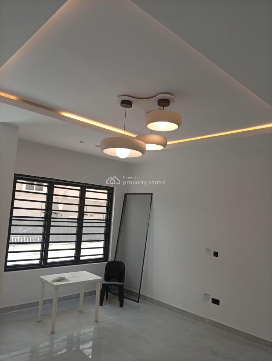 Beautifully Finished 3 Bedroom Maisonette with Swimming Pool, Lekki Phase 1, Lekki, Lagos, Flat / Apartment for Sale