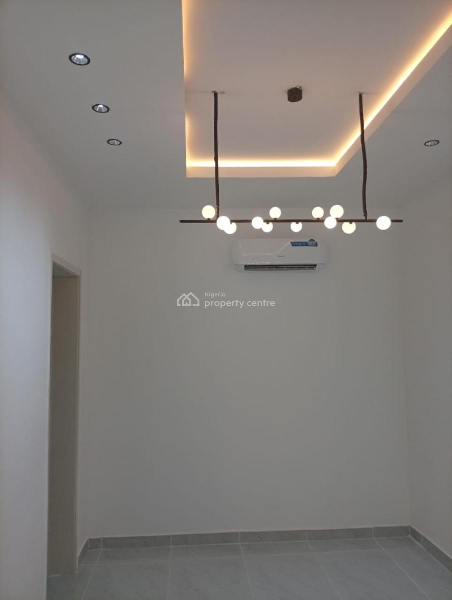 Beautifully Finished 3 Bedroom Maisonette with Swimming Pool, Lekki Phase 1, Lekki, Lagos, Flat / Apartment for Sale