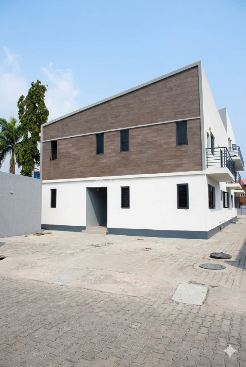 Beautiful One Bedroom at Ologolo, By Dominos Pizza, Ologolo, Lekki, Lagos, Mini Flat (room and Parlour) for Rent