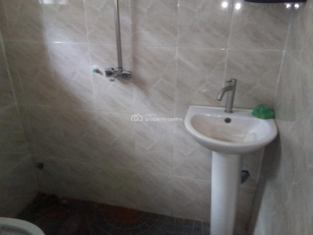 Spacious Luxury 1 Bedroom Flat with Excellent Features, Muniru Estate, Ogombo, Ajah, Lagos, Mini Flat (room and Parlour) for Rent
