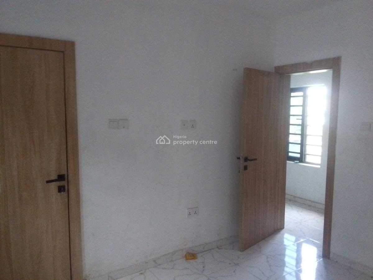 Spacious Luxury 1 Bedroom Flat with Excellent Features, Muniru Estate, Ogombo, Ajah, Lagos, Mini Flat (room and Parlour) for Rent