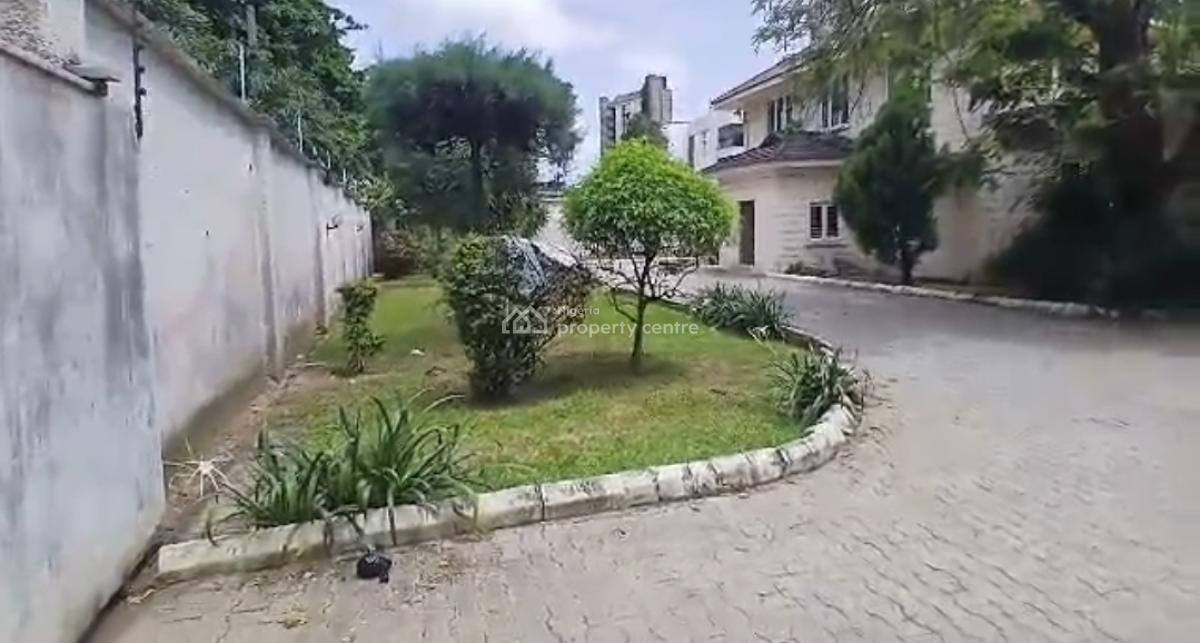 2000sqm Land 5-bedroom Detached Duplex with 3 Bq, Enough Garden., Old Ikoyi, Ikoyi, Lagos, Detached Duplex for Rent