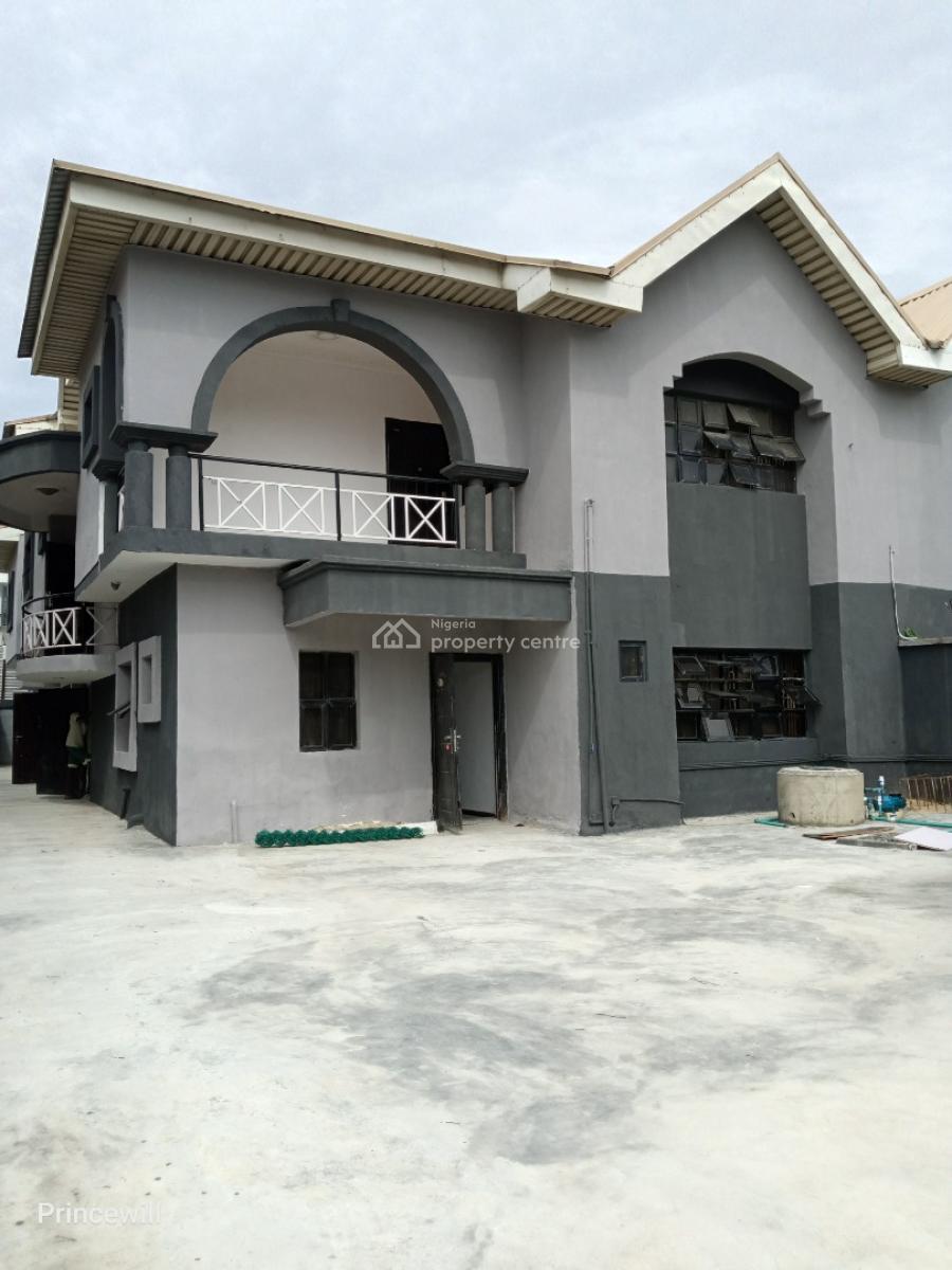 Mini Flat (room and Parlour), Off Omorinre Johnson, Lekki Phase 1, Lekki, Lagos, Mini Flat (room and Parlour) for Rent