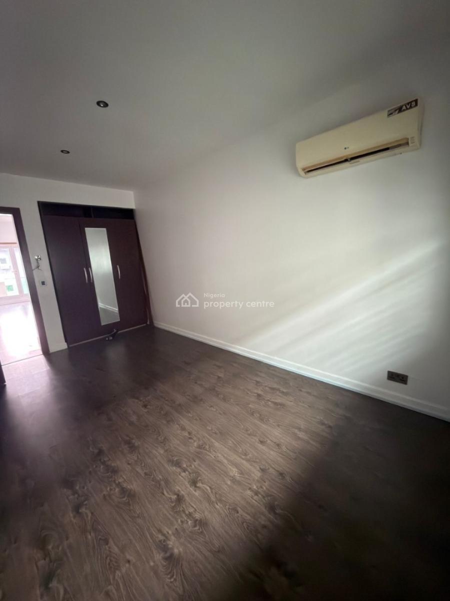 Well Maintained 3-bedroom Maisonette with Bq, 24hrs Power, Richmond Gate 3, Ikate, Lekki, Lagos, Flat / Apartment for Rent