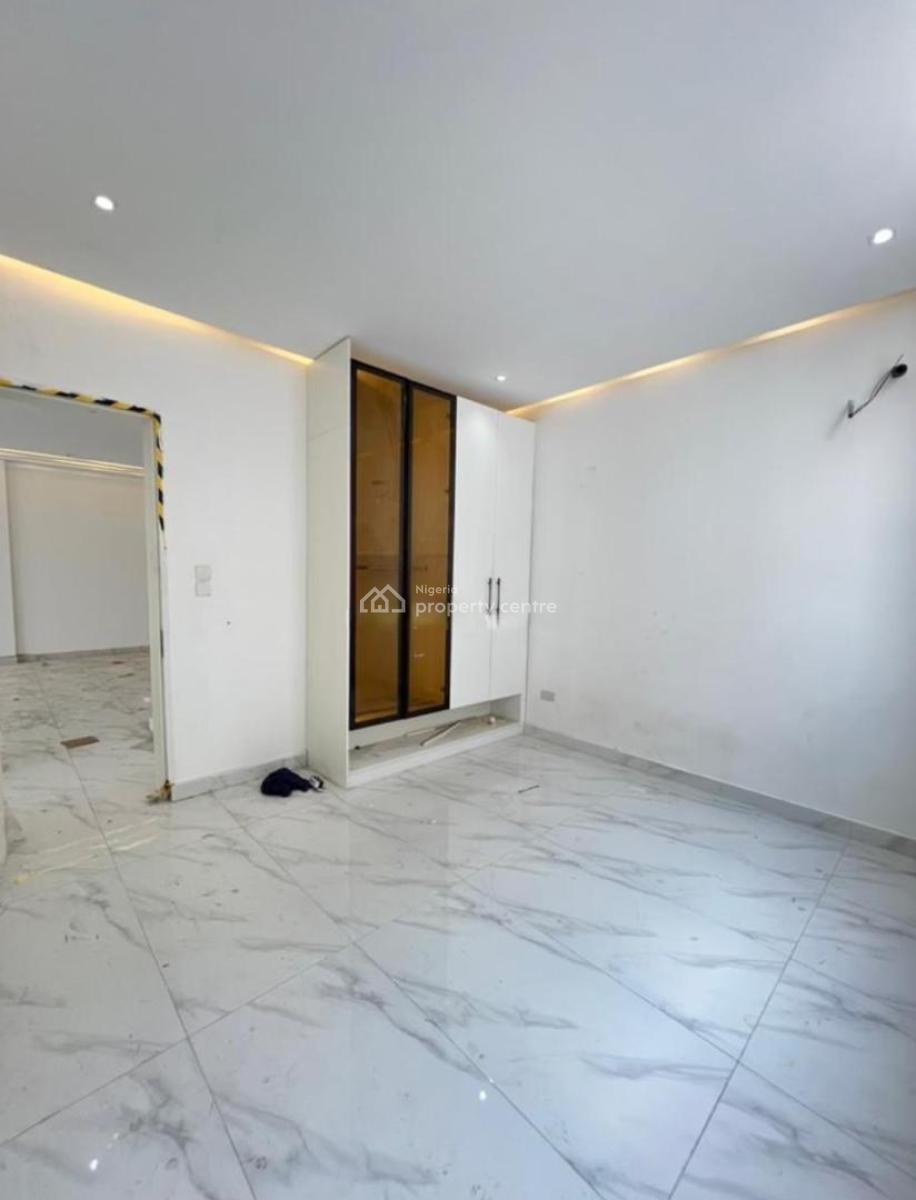 Elegantly Designed 2 Bedroom Apartment, Lekki Phase 1, Lekki, Lagos, Flat / Apartment for Sale