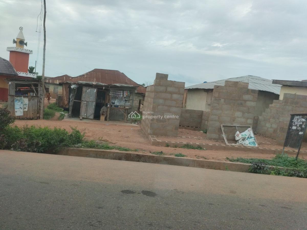 Govt Approved Land Deal Directly Facing Road, Itura Gardens Directly Facing Moniya - Iseyin Road, Ibadan, Oyo, Mixed-use Land for Sale