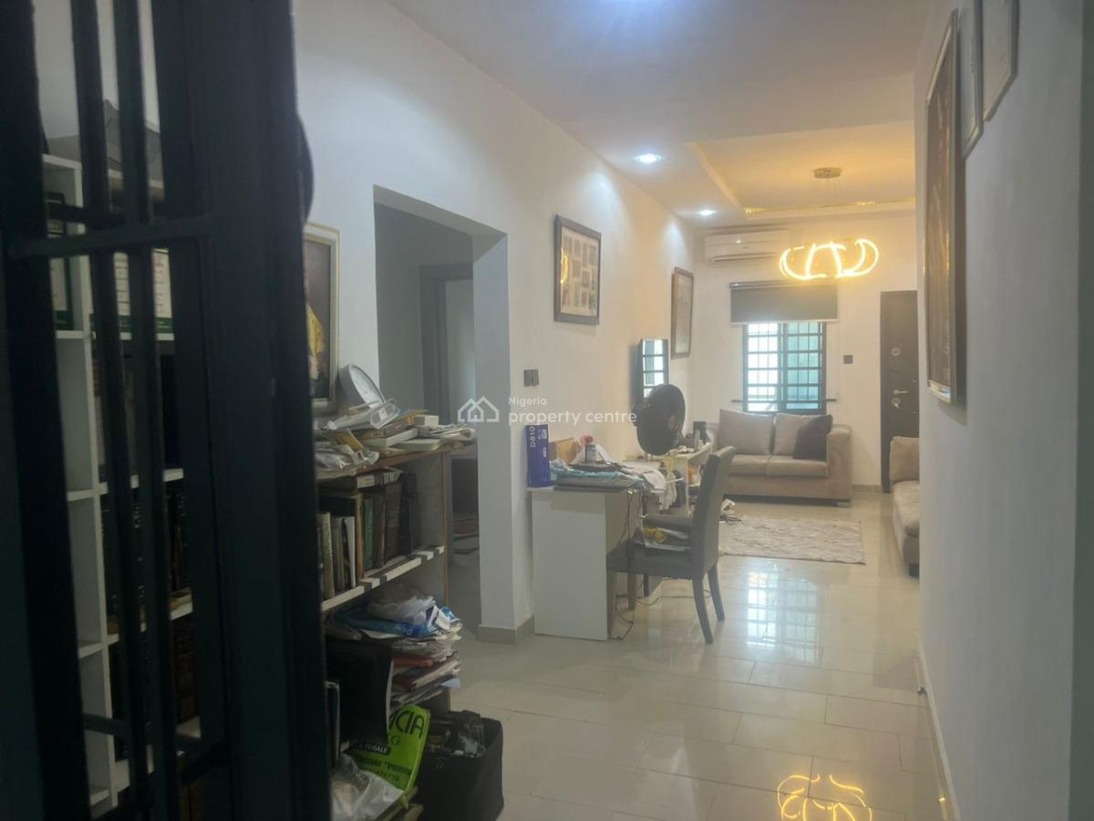 Luxury Self Compound 6 Bedroom Fully Detached Duplex with, Chevron,  New Road, Lekki, Lagos, Detached Duplex for Sale