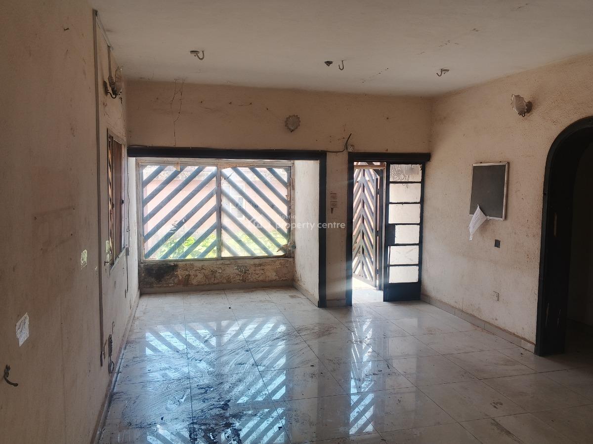4 Bedrooms Semi Detached House with 2 Rooms Bq Lsdpc Prototype, Adekule Bisi St, Hillview Zone, Gra, Ogudu, Lagos, Semi-detached Duplex for Rent