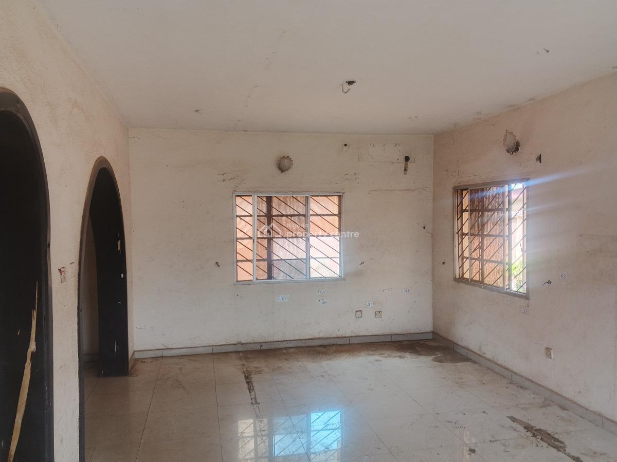 4 Bedrooms Semi Detached House with 2 Rooms Bq Lsdpc Prototype, Adekule Bisi St, Hillview Zone, Gra, Ogudu, Lagos, Semi-detached Duplex for Rent
