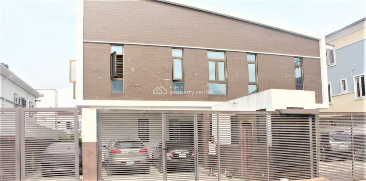 Well Built One Bedroom Apartment with 2 Toilets in Lekki Phase 1, Abiodun Opiefa, Lekki Phase 1, Lekki, Lagos, Mini Flat (room and Parlour) for Rent