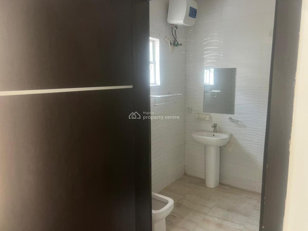 Self Compound 5 Bedroom Fully Detached Duplex with Bq, Chevron, Lekki, Lagos, Detached Duplex for Rent