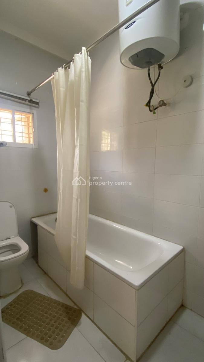 Spacious 3 Bedroom Flat  Lifecamp, Lifecamp (before Stella Marris), Life Camp, Abuja, Flat / Apartment for Rent