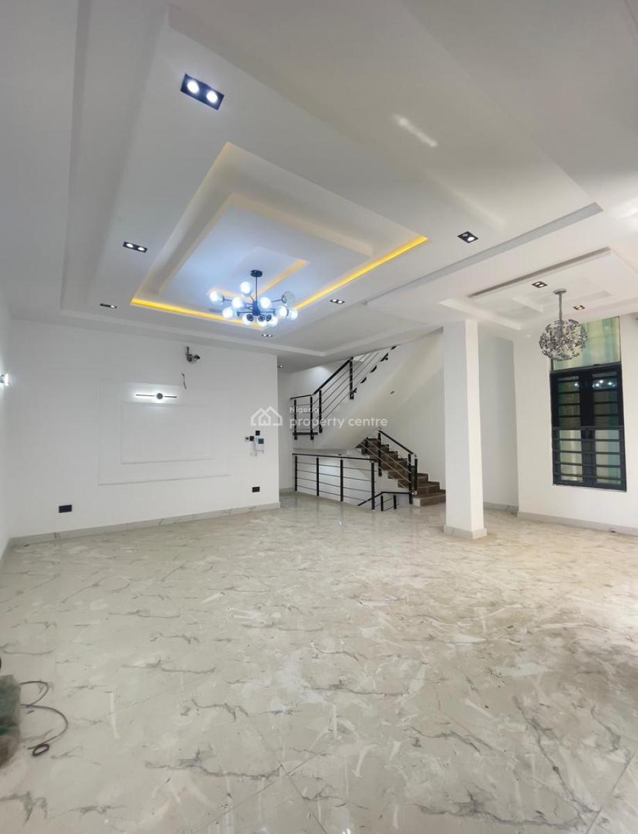 Nicely Finished 4 Bedroom Terrace Duplex with Bq, Ologolo, Lekki, Lagos, Terraced Duplex for Sale