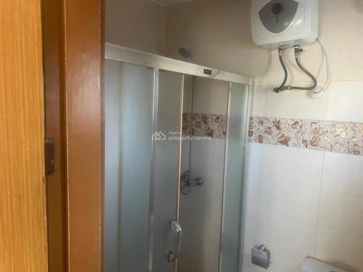 Service 3 Bedroom Apartment, a Servant Room, Victoria Island (vi), Lagos, Flat / Apartment for Rent