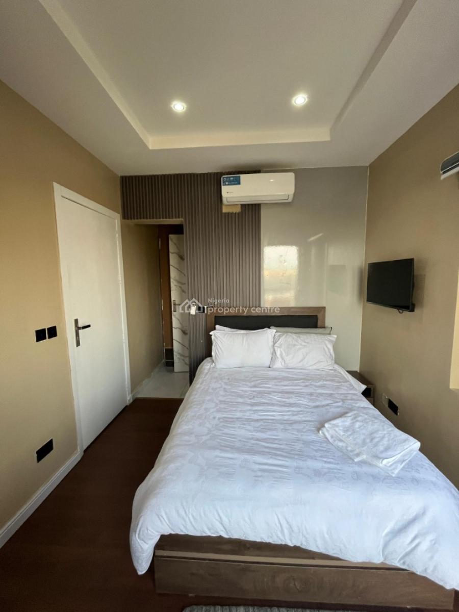 2 Bedroom Apartment in Victoria Island, Water Corporation Drive, Oniru, Victoria Island (vi), Lagos, Flat / Apartment Short Let