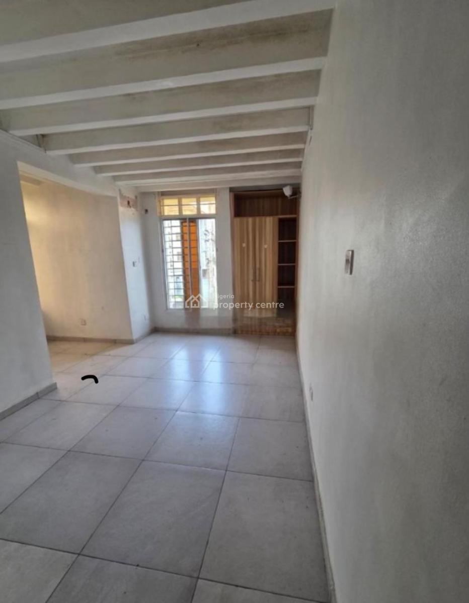 1bedroom  Mini Flat; Room and Parlor, Victoria Island (vi), Lagos, Mini Flat (room and Parlour) for Rent