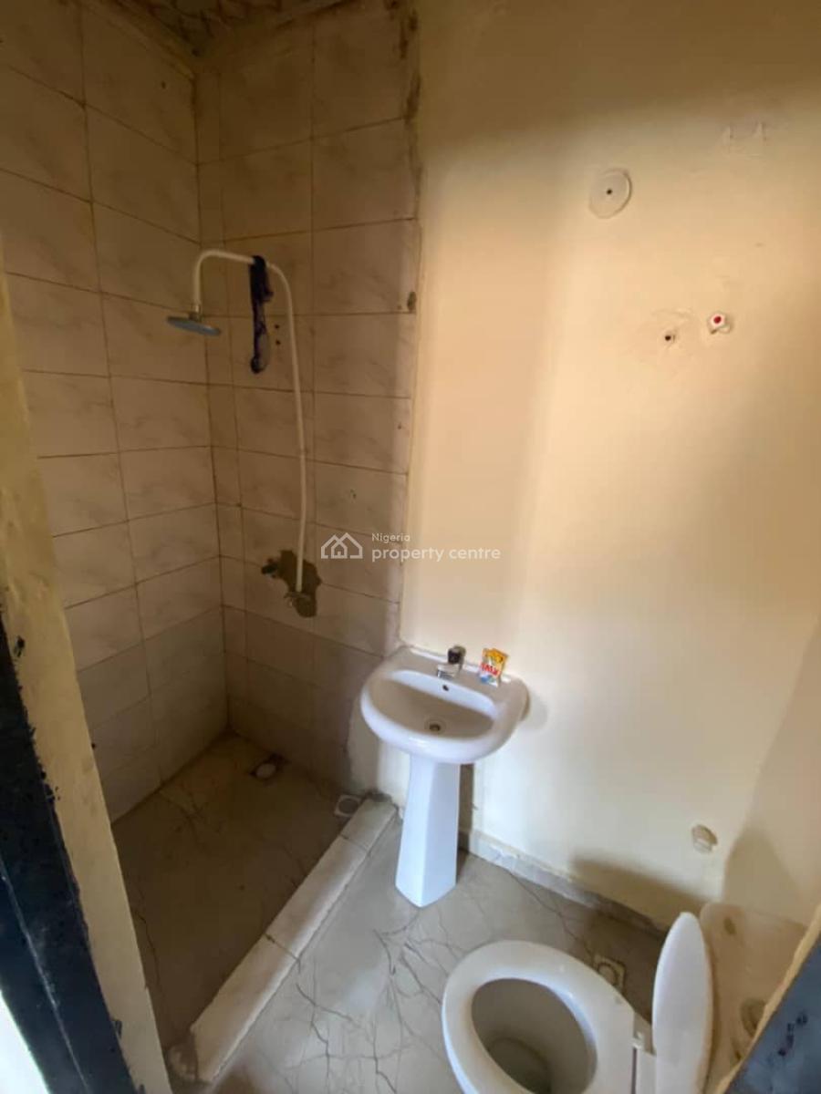 Pay and Pack in Spacious Mini Flat with Two Toilet, Off College Road Ogba, Ogba, Ikeja, Lagos, Mini Flat (room and Parlour) for Rent