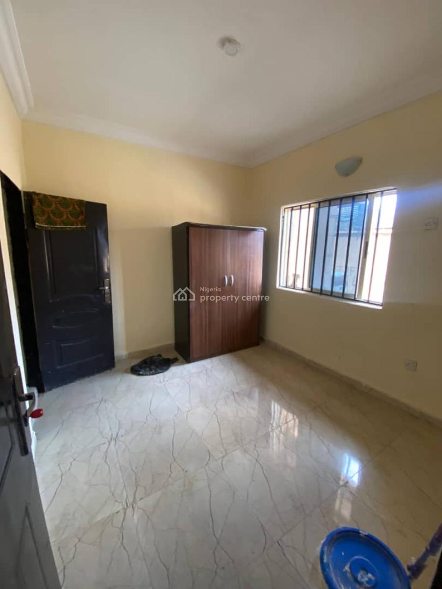 Pay and Pack in Spacious Mini Flat with Two Toilet, Off College Road Ogba, Ogba, Ikeja, Lagos, Mini Flat (room and Parlour) for Rent