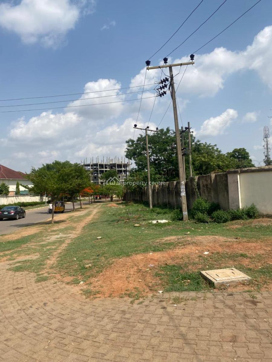 1.04hectare, Commercial, C of O, Tarred Road, Jabi, Abuja, Commercial Land for Sale
