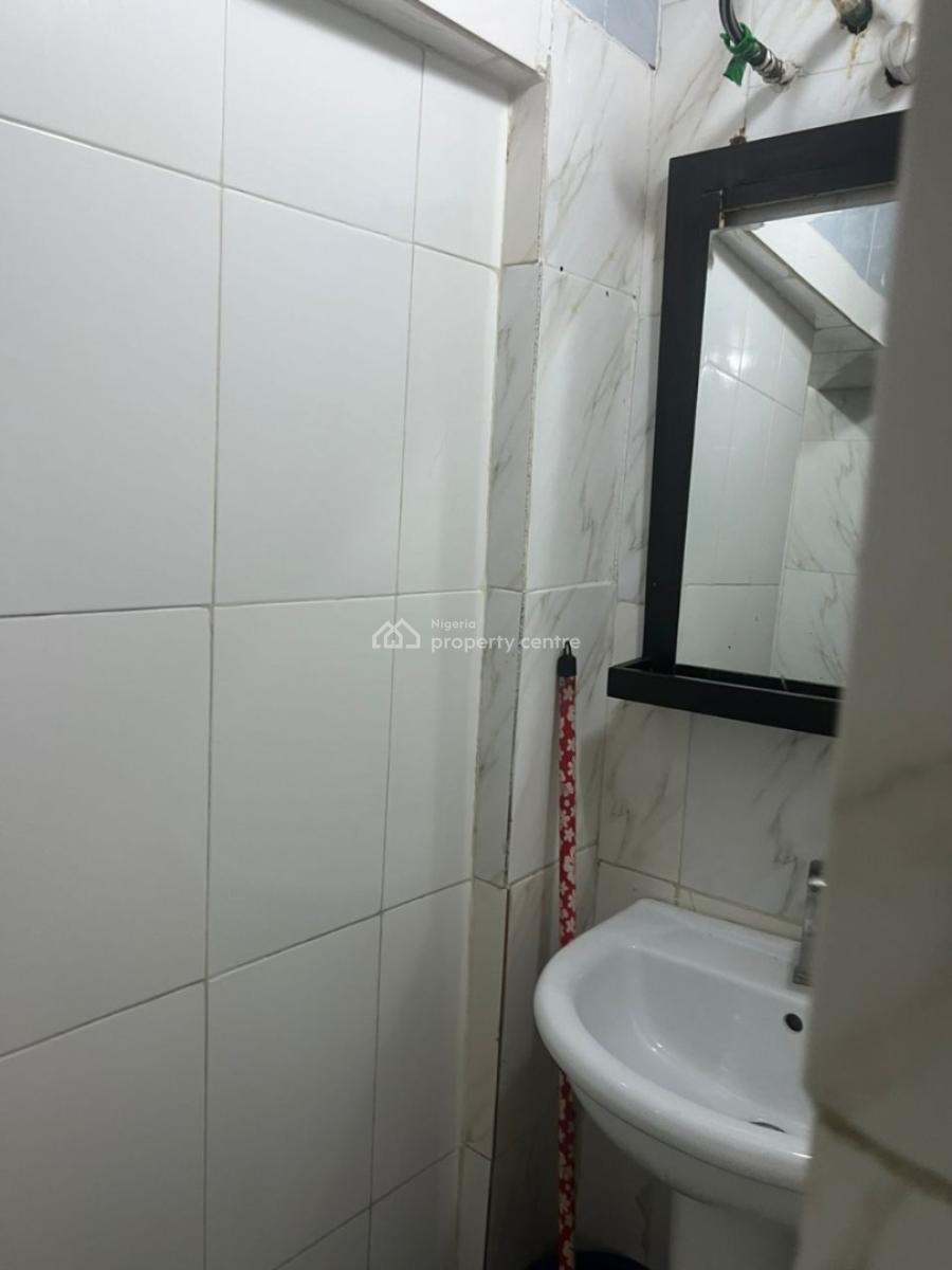 1 Bedroom Apartment, Off Admiralty Way Lekki Phase 1, Lekki, Lagos, Mini Flat (room and Parlour) for Rent