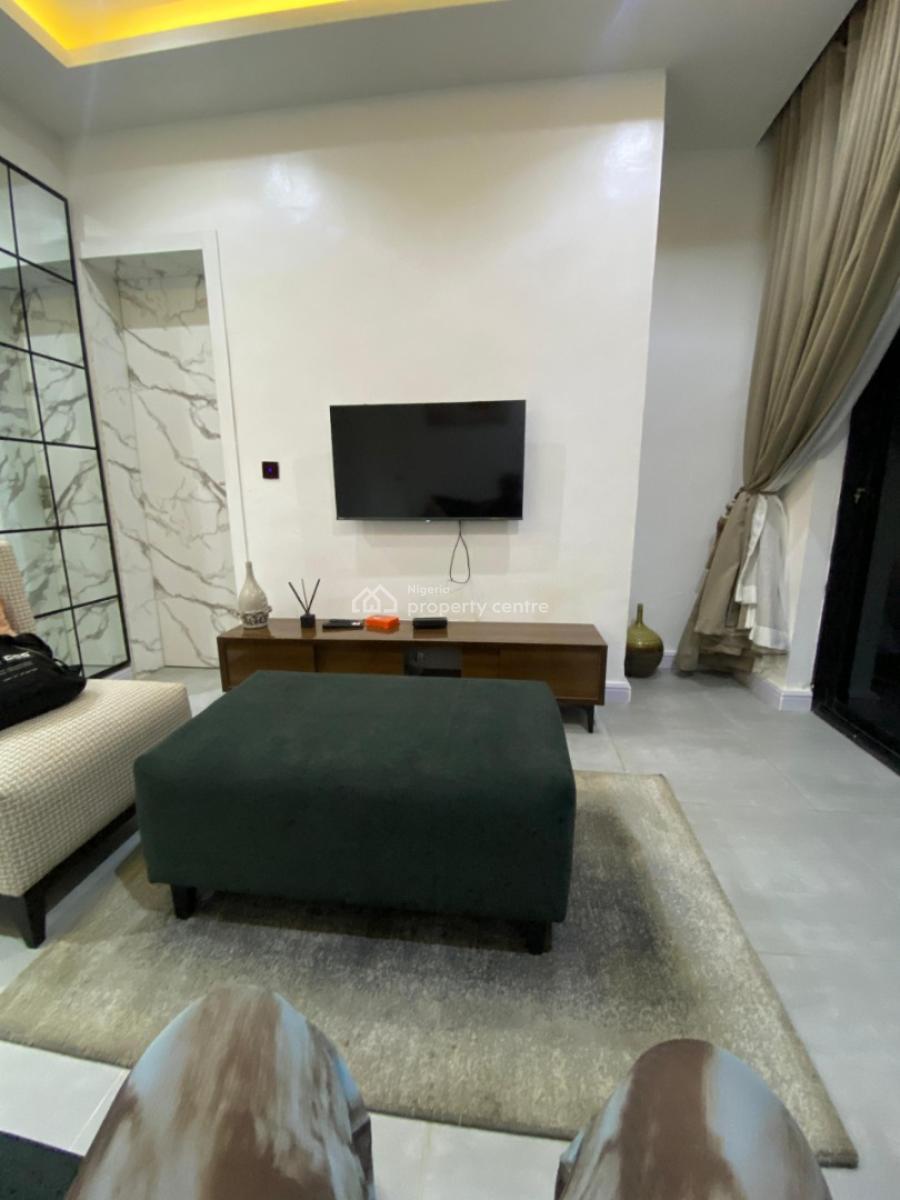 2 Bedroom Apartment in Victoria Island, Water Corporation Drive, Victoria Island, Oniru, Victoria Island (vi), Lagos, Flat / Apartment Short Let