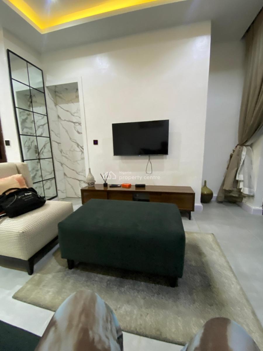 2 Bedroom Apartment in Victoria Island, Water Corporation Drive, Victoria Island, Oniru, Victoria Island (vi), Lagos, Flat / Apartment Short Let