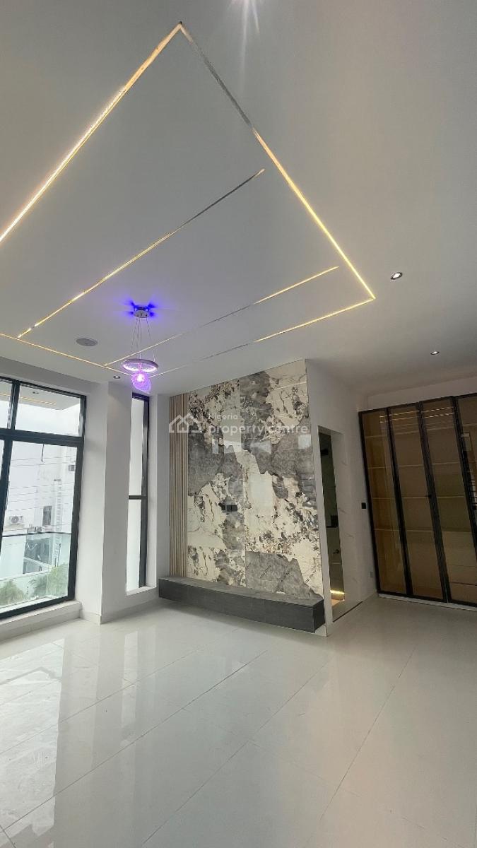 a Stunning , Semi Detached Luxurious 4bdr  Duplex  + Bq, Secured and Serene Estate, Ikota, Lekki, Lagos, Semi-detached Duplex for Sale