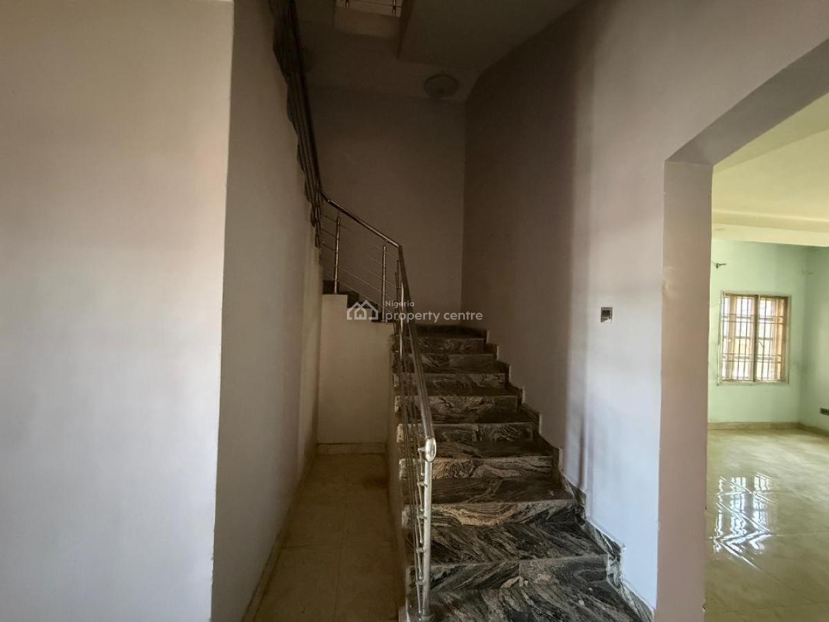 5 Bedroom Terrace Duplex with 2 Rooms Bq (office), Wuse 2, Abuja, Terraced Duplex for Rent