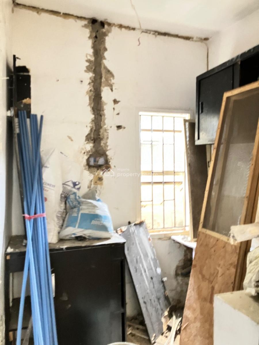 Beautiful Newly Renovated Mini Flat with Good Parking, Inside Well Secured Gated Estate in Adeniyi Jones Ikeja, Adeniyi Jones, Ikeja, Lagos, Mini Flat (room and Parlour) for Rent
