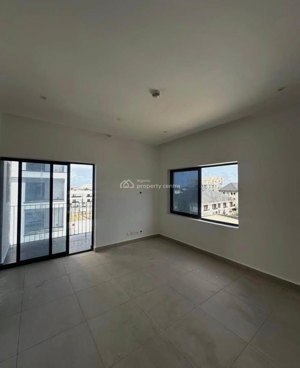 Spacious 3 Bedroom Apartment with Bq, Lekki Phase 1, Lekki, Lagos, Flat / Apartment for Rent