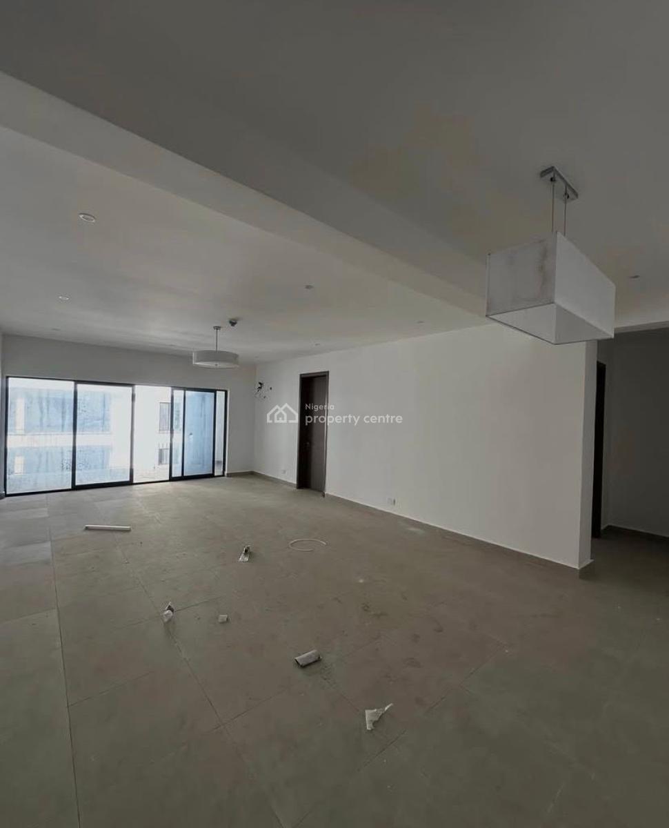 Spacious 3 Bedroom Apartment with Bq, Lekki Phase 1, Lekki, Lagos, Flat / Apartment for Rent