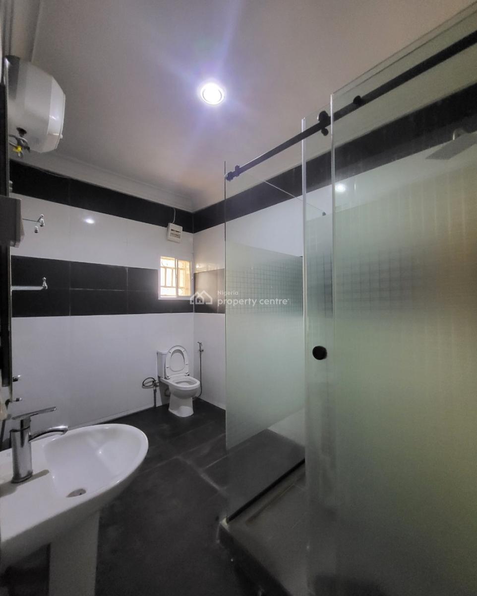 Luxurious Massive 4bedroom Flat, By Games Village Estate, Kaura, Abuja, Flat / Apartment for Rent