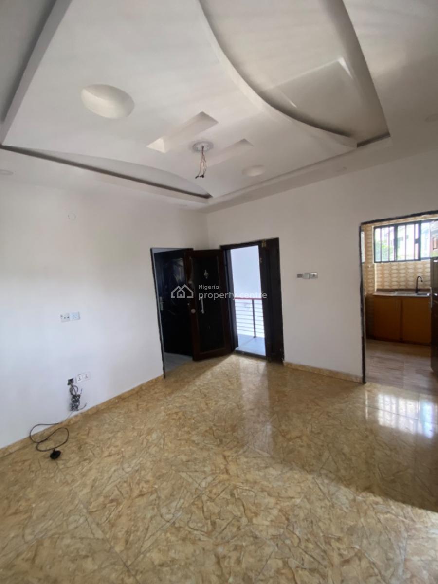 Luxury Clean 2 Bedroom Upstairs, Lbs, Sangotedo, Ajah, Lagos, Flat / Apartment for Rent