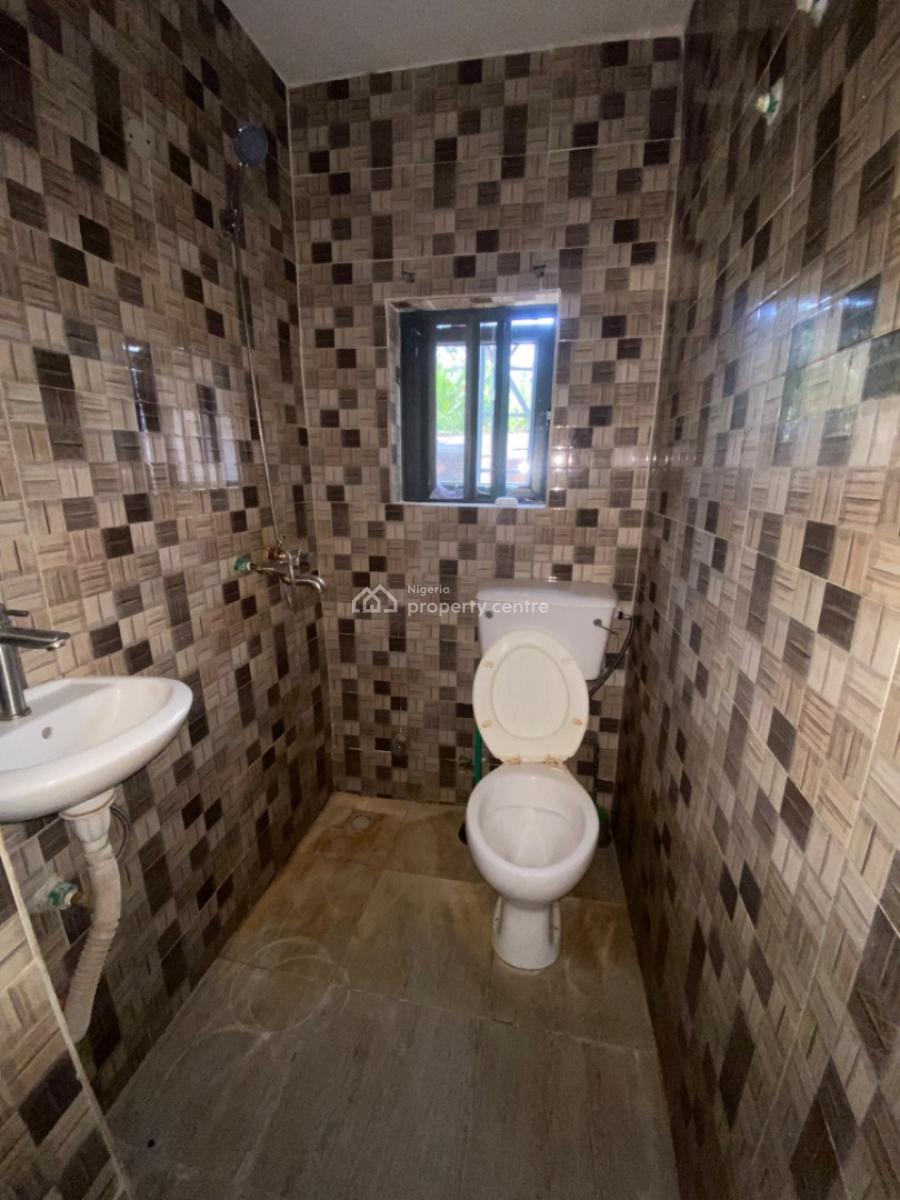 Luxury Clean 2 Bedroom Upstairs, Lbs, Sangotedo, Ajah, Lagos, Flat / Apartment for Rent