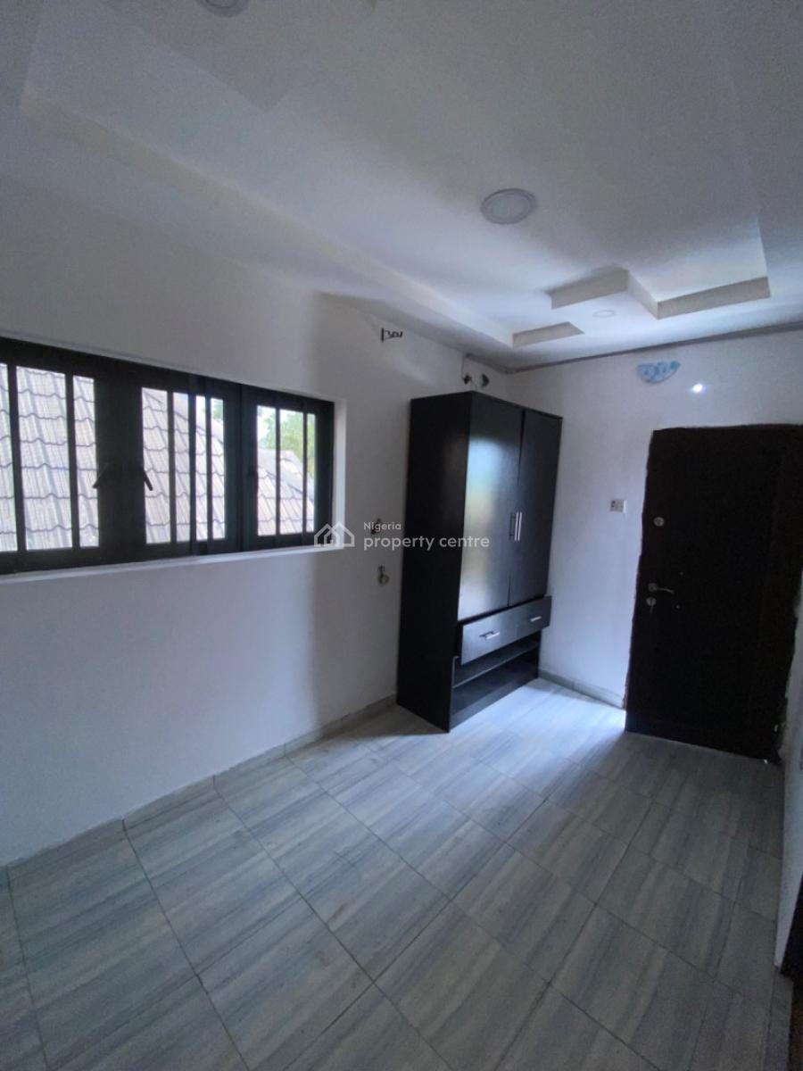 Luxury Clean 2 Bedroom Upstairs, Lbs, Sangotedo, Ajah, Lagos, Flat / Apartment for Rent