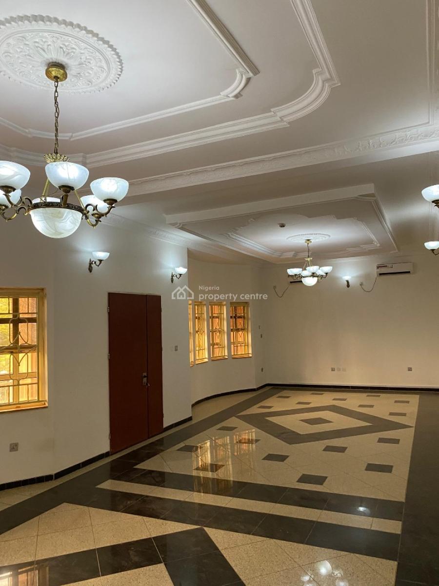 Well Spacious and Serene 4 Bedroom Flat Penthouse, Ibrahim Babangida Blvd, Maitama District, Abuja, Flat / Apartment for Rent