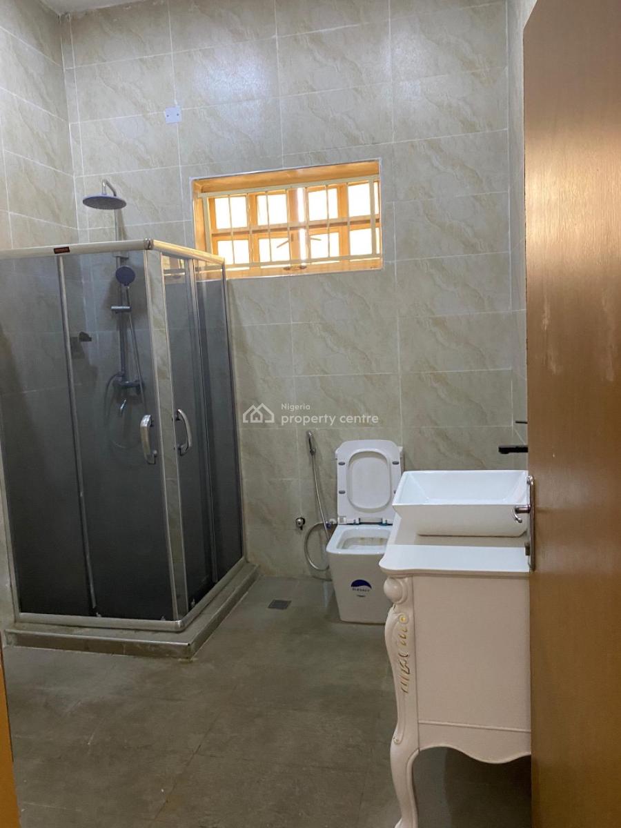 Well Spacious and Serene 4 Bedroom Flat Penthouse, Ibrahim Babangida Blvd, Maitama District, Abuja, Flat / Apartment for Rent