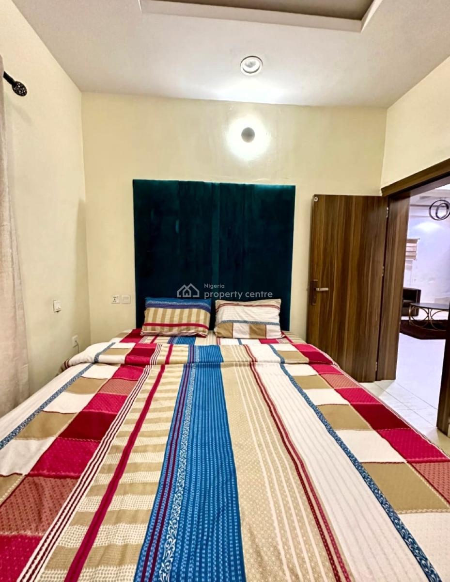 Fully Furnished and Well Serviced Luxury 2 Bedroom Apartment, Off Bode Thomas, Surulere, Surulere, Lagos, Flat / Apartment Short Let
