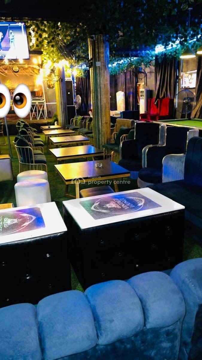 *lounge & Nightclub, Ajah, Lagos, Restaurant / Bar for Rent